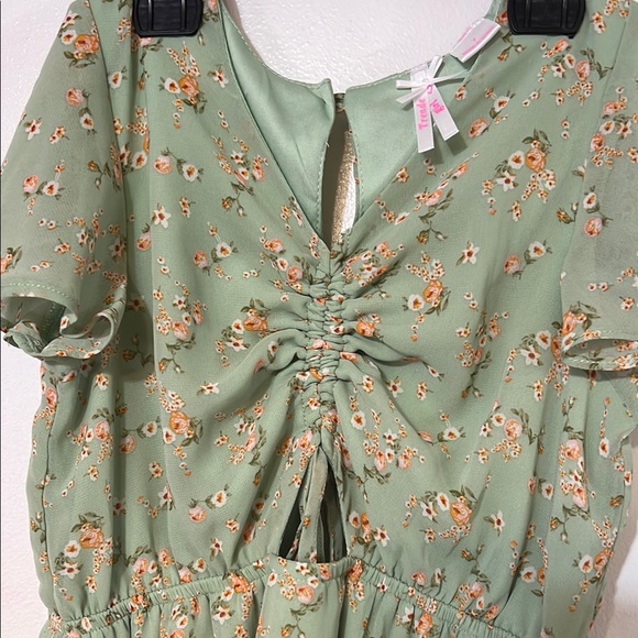 Trende Girl Floral Green Dress with Ruffle Sleeves Size 7 - Picture 7 of 11